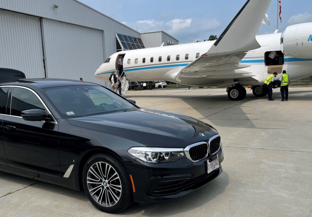 Reasons To Hire Airport Transportation in Boston